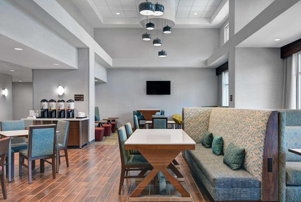 Hampton Inn And Suites Macclenny I-10 Interior photo